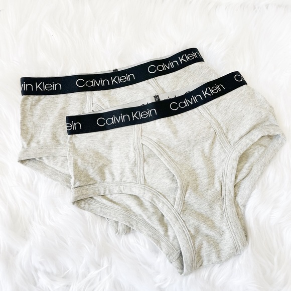 NEW Boys Calvin Klien Bundle Gray Under Pants Underwear Age 8/10 - Picture 1 of 4